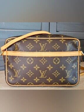 Authentic LOUIS VUITTON Monogram Compiegne 23 Crossbody Bag